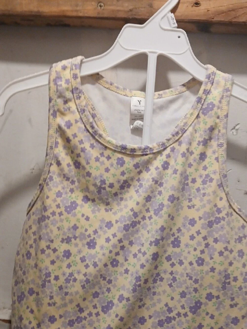 Yogalicious Lavender Floral Tank & Skorts on Pale Yellow Size XL